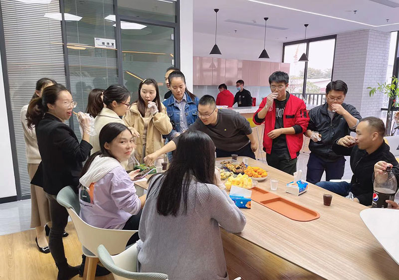 PTI,娱、教结合的一天(images 2)